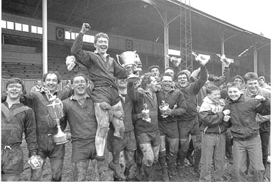 Moldgreen_1985_Hol_Cup_Winners.jpg