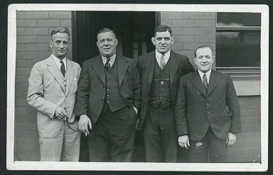 Gwyn-Thomas,-Waggy,-Ben-Gronow,-Johnny-Rogers-1938.jpg