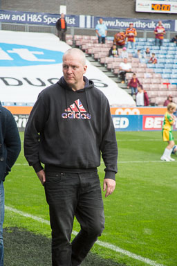 2015-Ex-Players-Pitchside-006.jpg