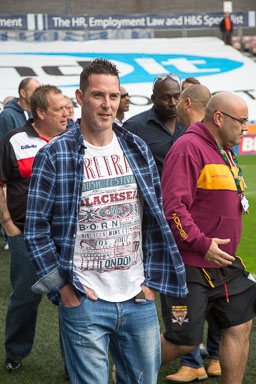2015-Ex-Players-Pitchside-007.jpg