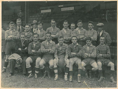 Team-Photo-at-Fartown-c1920s.jpg